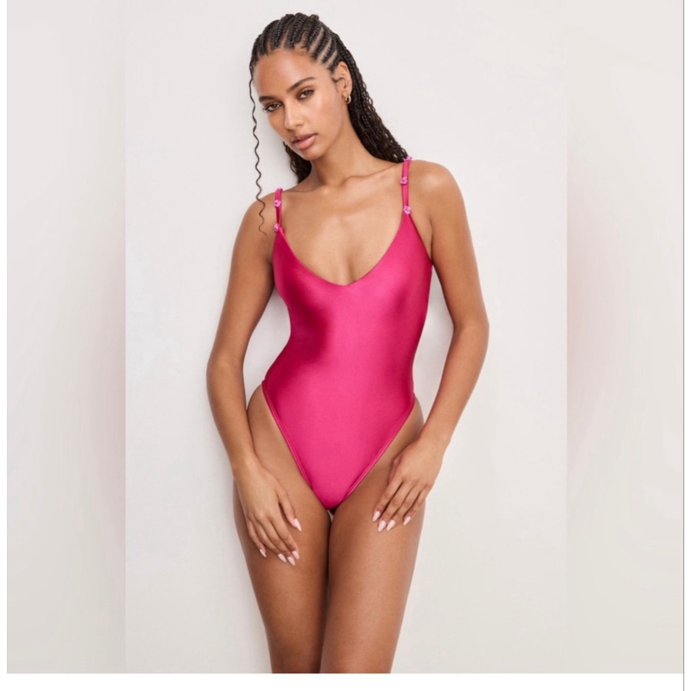 Women's Pink One-Piece Swimsuit - Sleek Scoop Neck